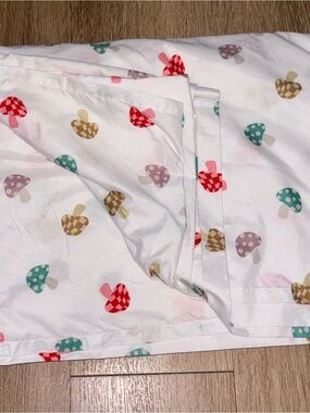 Forever 21 Home Mushroom Print Flat Sheet Twin 66x102 Cottagecore Polyester b161